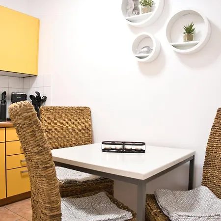 Doppelzimmer 3 Labskaus Mit Kueche By Pharus Apartmán