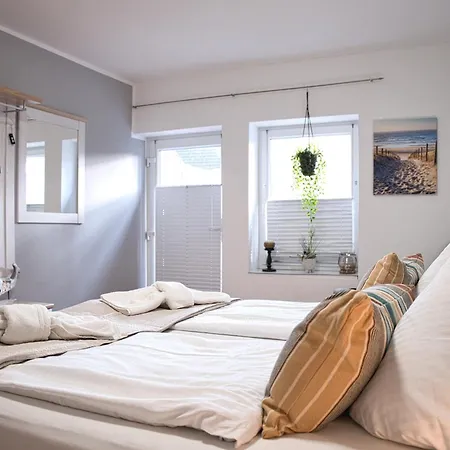 Doppelzimmer 3 Labskaus Mit Kueche By Pharus Koserow